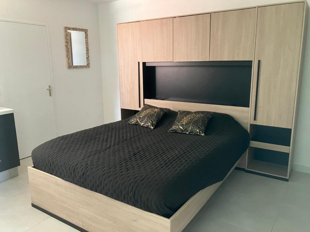 Studio Meuble Residence Estudom - Hibiscus - Universite De كايان المظهر الخارجي الصورة